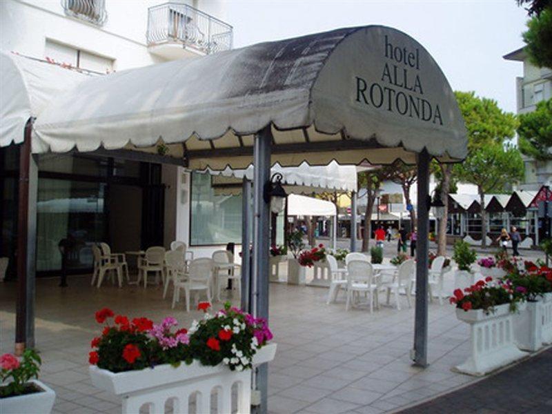 Hotel Alla Rotonda Lido di Jesolo Exterior foto